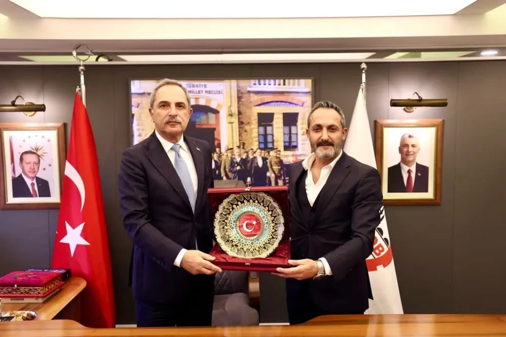 Türkiye’nin En Büyük Şehrinde İki Siirtli Lider