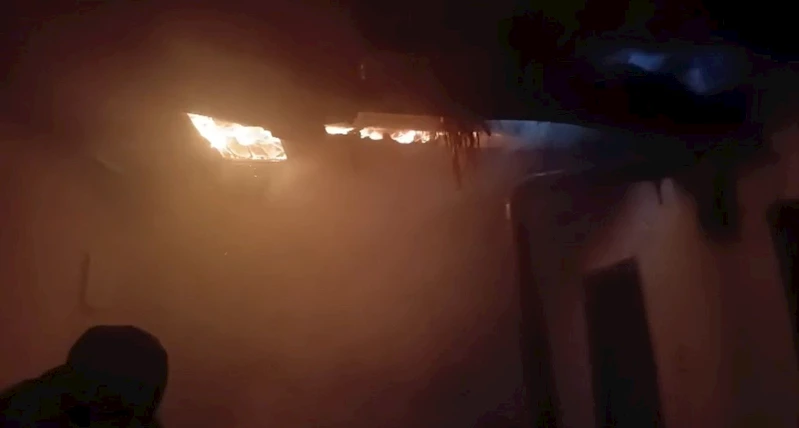 Yüksekova’da ev yangını
