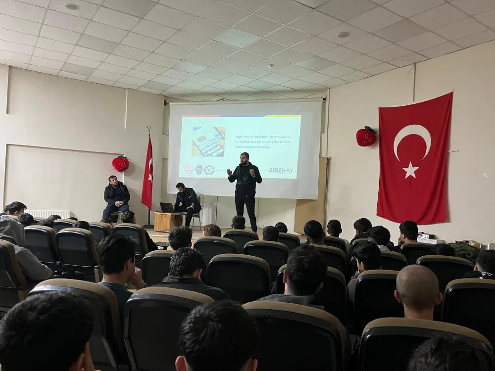 Siirt’e "Siber Güvenlik ve Sanal Suçlara" Yönelik Seminer Düzenledi.