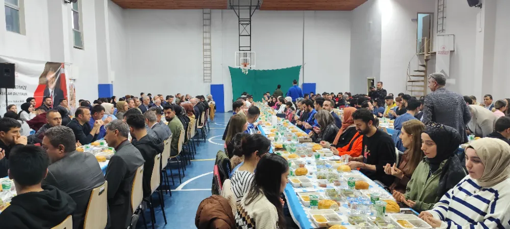 Siirt Gençlik ve Spor İl Müdürlüğü Geleneksel İftar Programı Gerçekleştirdi.