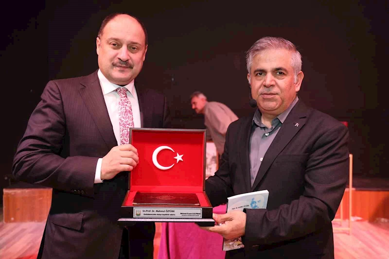 İstiklal Marşı’nın 104. yıldönümü Şanlıurfa’da coşkuyla kutlandı
