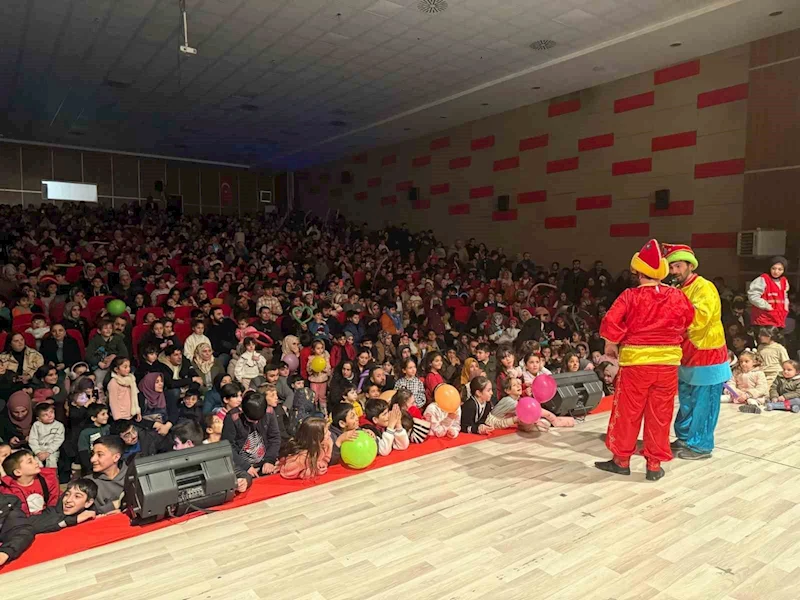 Ağrı’da Ramazan şenliklerine yoğun ilgi
