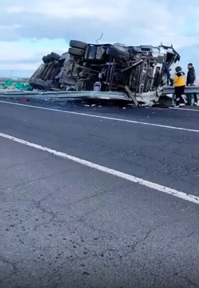 Kara yolunda oluşan kazda sürücü hayatını kaybetti