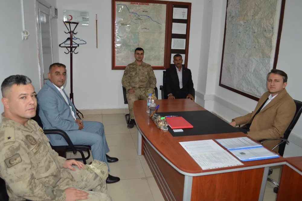 Baykan Kaymakamı Özcan Yarımca Jandarma Karakol Komutanlığını Ziyaret Etti