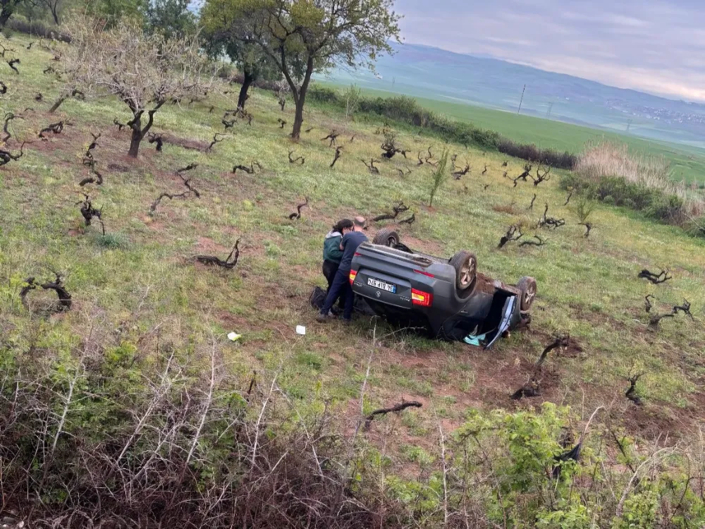 Siirt’te otomobil takla attı: 3 yaralı