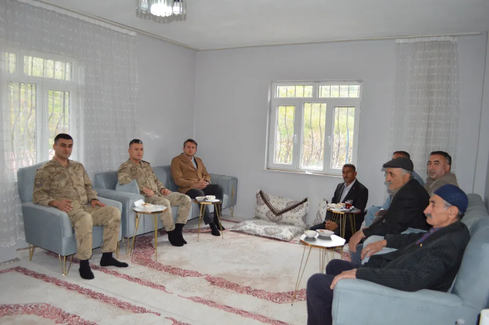 Baykan Kaymakamı Özcan Yarımca Köyünde Hasta Ziyaretinde Bulundu