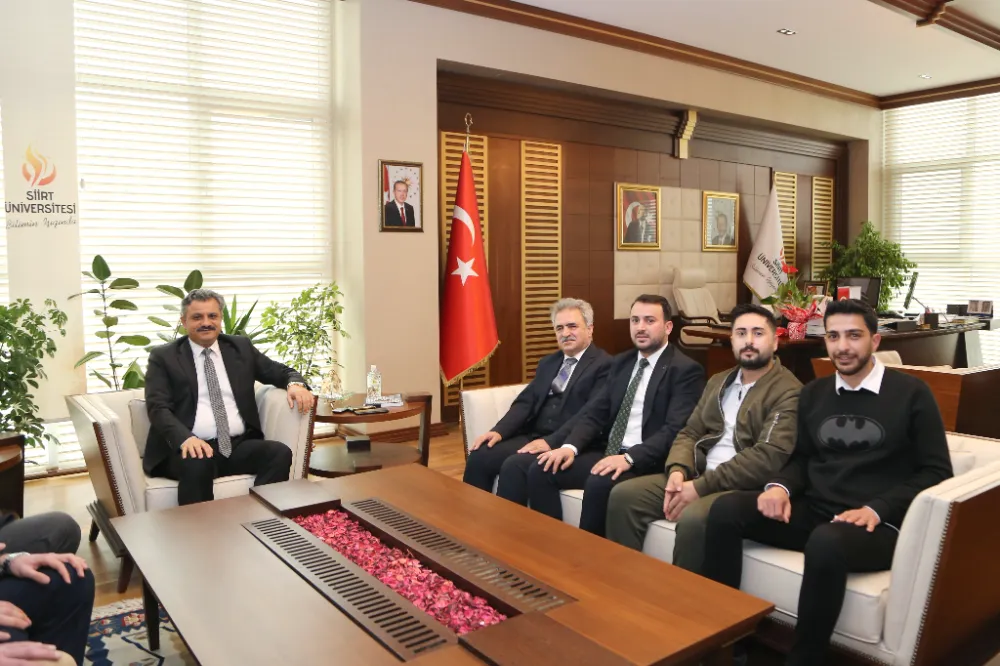 Siirt AK Parti Gençlik Kollarından SİÜ Rektörü Şındak’ a Ziyaret