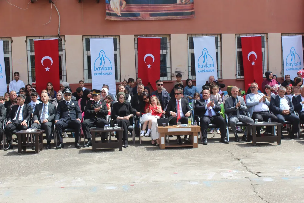 Baykan Belediye Başkanı Erdem, 23 Nisan etkinliklerine katıldı