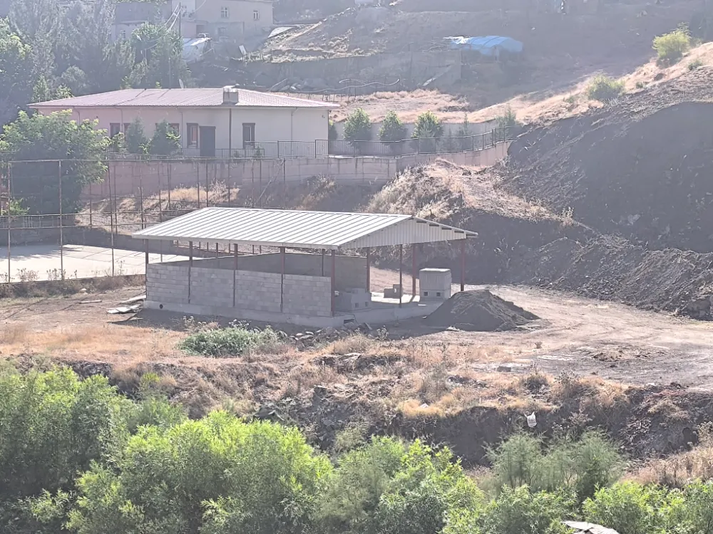 Baykan Belediyesi'nin Mezbahane Projesi Hızla Yükseliyor