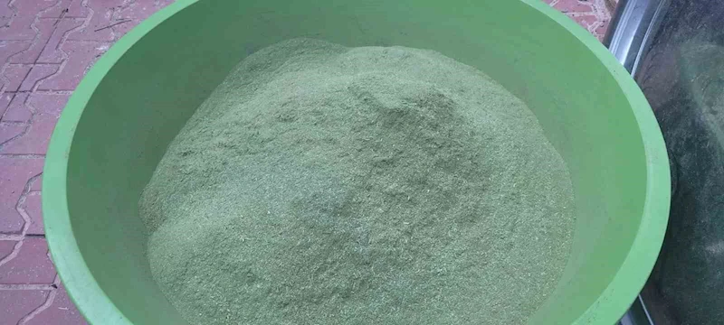 120 çeşit bitkinin karışımıyla elde edilen baharat; Zetrin
