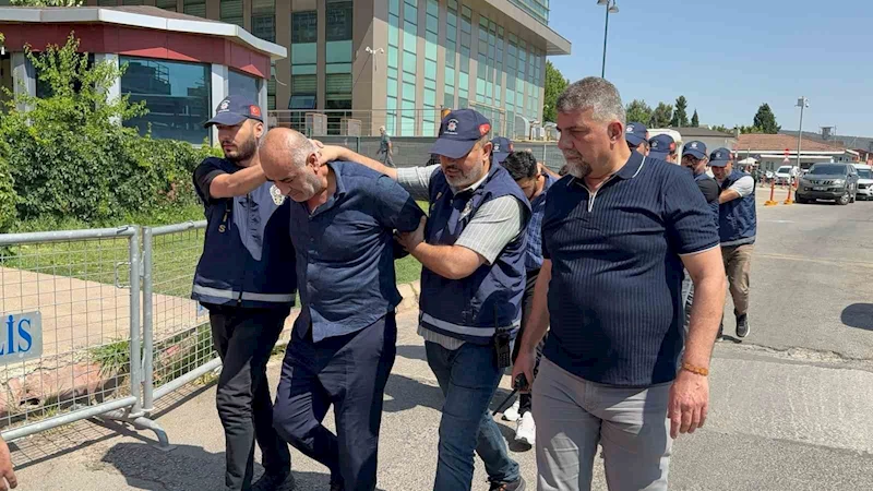 Milyonluk vurgunda 4 kişi tutuklandı
