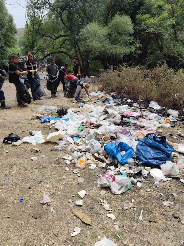 İHA’nın haberi ses getirdi, Karasu Çayı temizlendi
