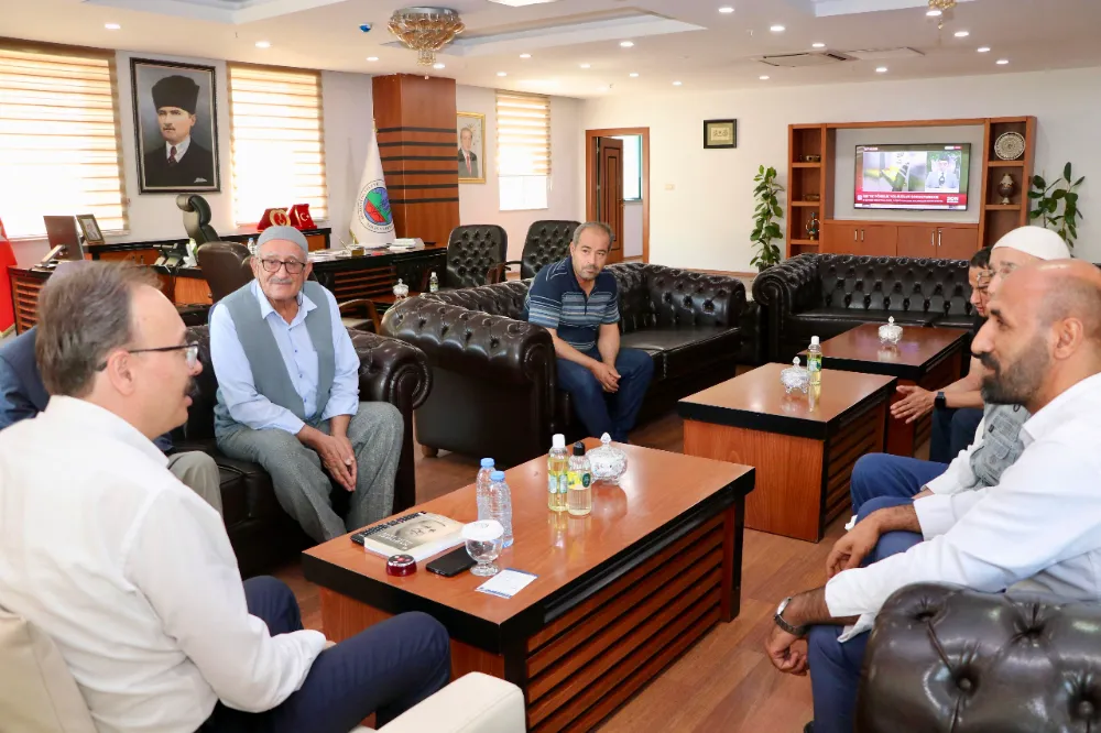 VALİ DR. KEMAL KIZILKAYA, VATANDAŞLARLA BULUŞARAK TALEPLERİ DİNLEDİ!