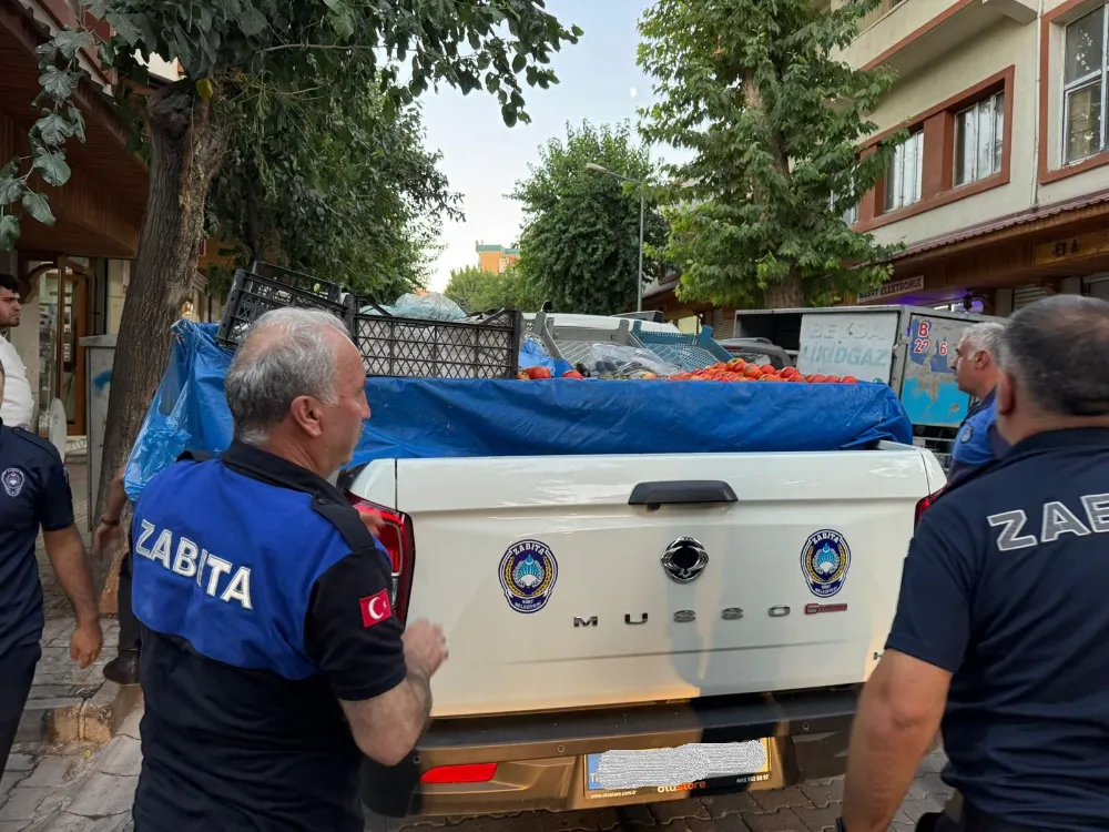 SİİRT’TE ZABITA DENETİMLERİ: 348 İŞ YERİ KONTROL EDİLDİ, 9 İŞ YERİNE CEZA VERİDİ!