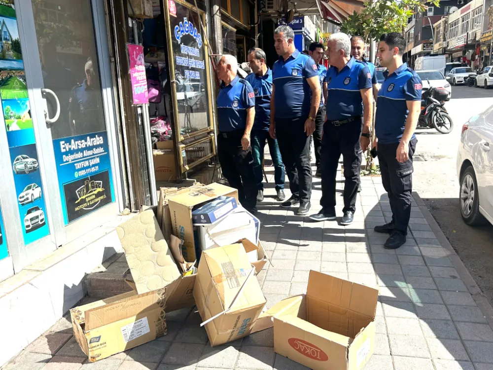 Siirt Kurtalan’da Kaldırım İşgallerine Karşı Denetimler Devam Ediyor