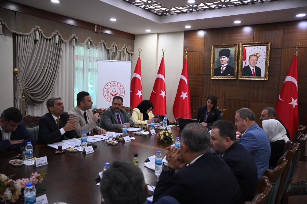 Siirt’in de Aralarında Bulunduğu İllerle Diyarbakır’da Kadın Hizmetleri Bölgesel İstişare Toplantısı Yapıldı