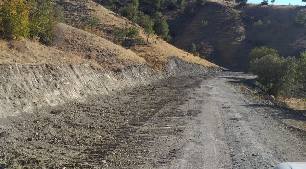 Siirt, Baykan Çukurtaş Köy Yolu Genişletme Çalışmaları Başladı