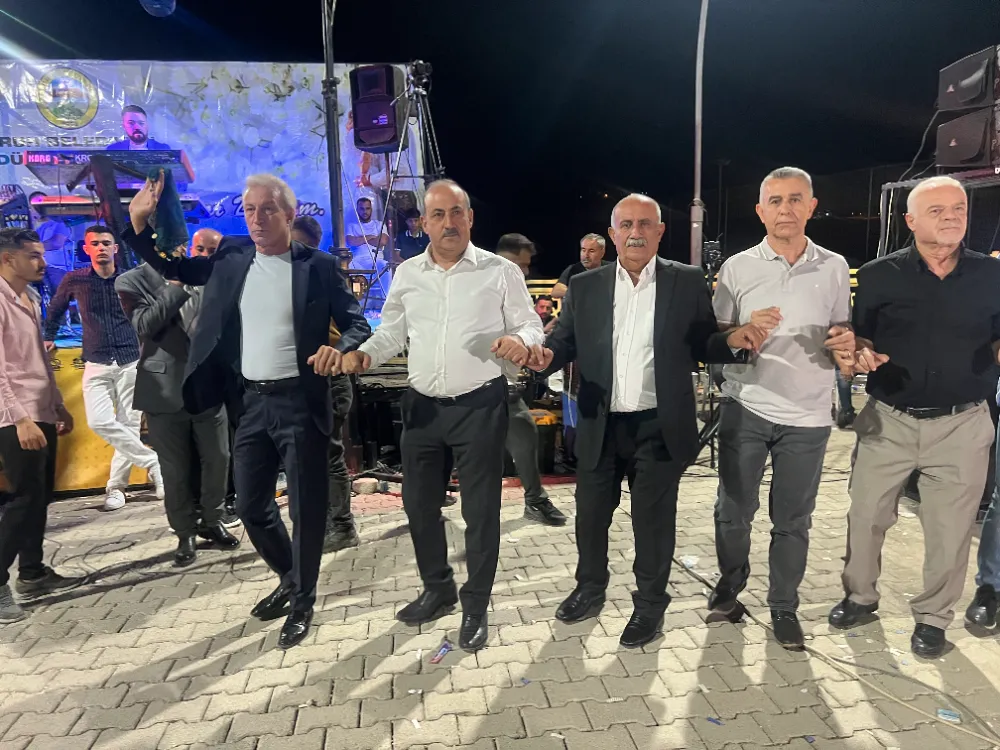 Siirt’te Eruh Belediye Başkanı Çiftçi, Düğün Törenine Katıldı