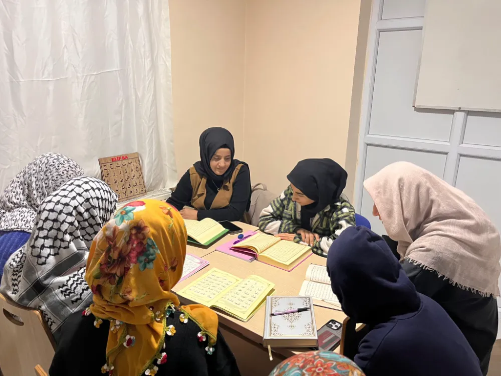 Siirt Kız Öğrenci Yurdu’nda Kur’an-ı Kerim Kursu