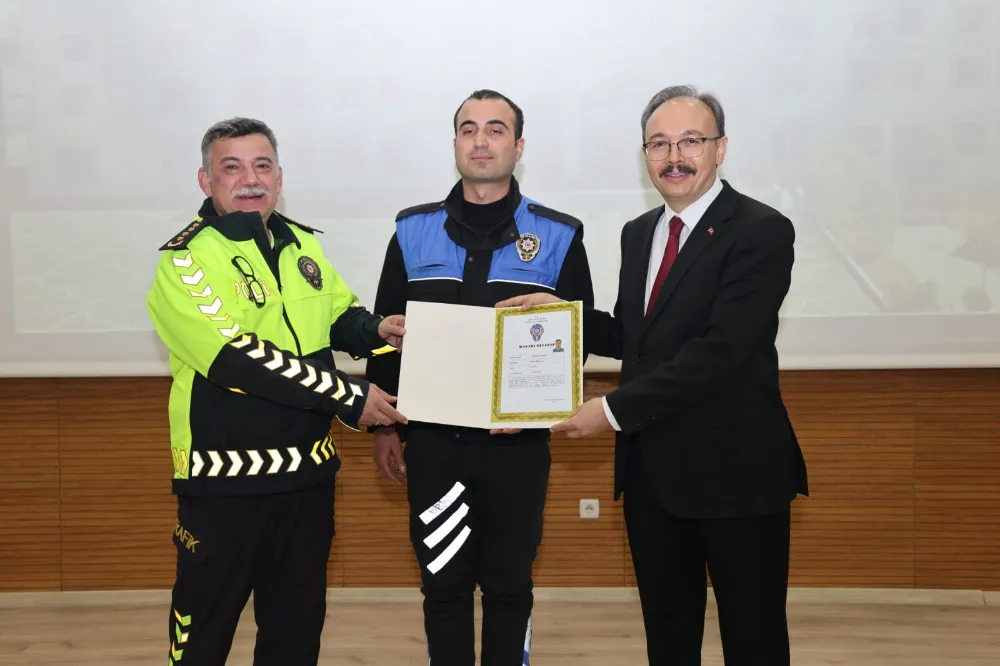 VALİ KIZILKAYA: “EMNİYET TEŞKİLATIMIZ SİİRT’İN HUZURUNUN EN GÜÇLÜ TEMİNATIDIR”