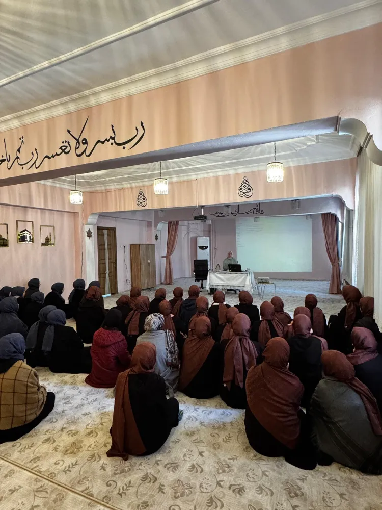 Siirt Vecide Kuzu Kız Kur’an Kursu’nda Öğrencilere Yönelik Bilinçlendirici Eğitim Çalışması