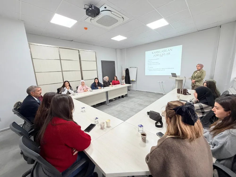 Siirt’te Koordinatör Ebelerle Değerlendirme Toplantısı Yapıldı