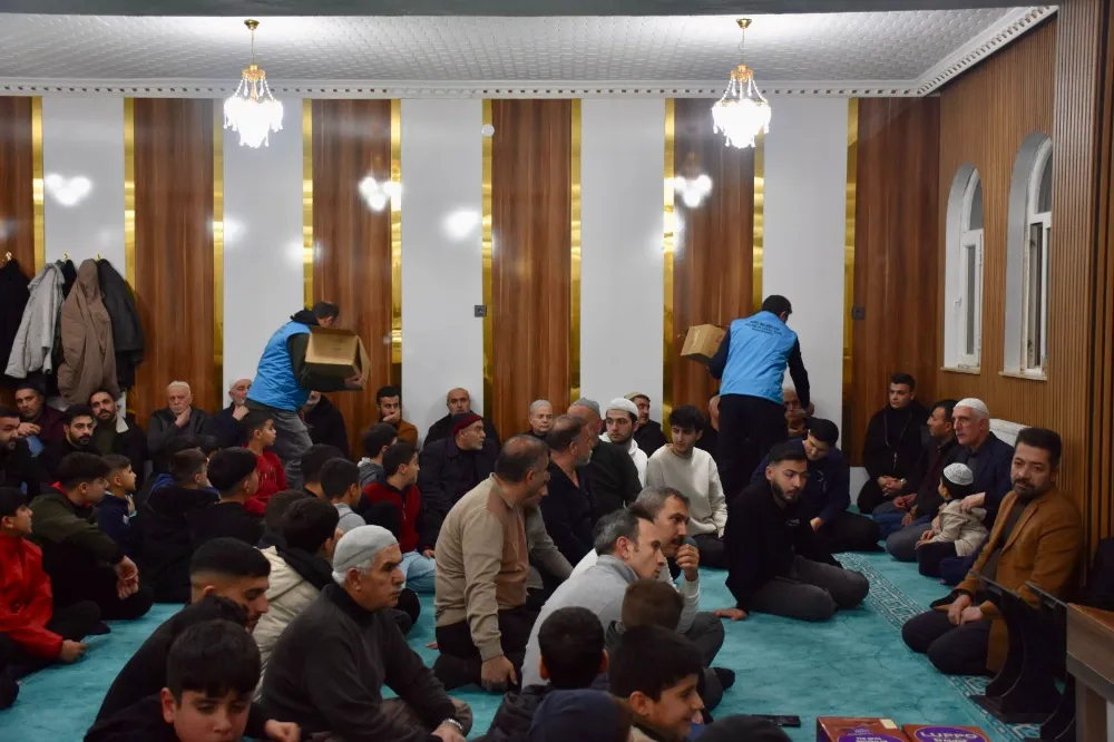 Siirt Belediyesi, Kandil Geleneğini Berat Kandili’nde de Sürdürdü