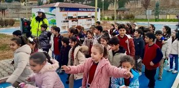 Siirt’te Miniklere Trafik Eğitimi: Eğitim Parkında Hem Öğrendiler Hem Eğlendiler