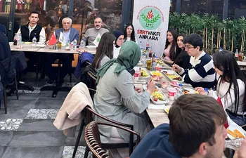 Ankara’da Gönül Köprüsü: Siirtli Bursiyerler İftar Sofrasında Buluştu
