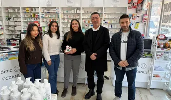Siirt Eczacıları’ndan 8 Mart’a Anlamlı Etkinlik: Kadın Eczacı ve Çalışanlar Unutulmadı