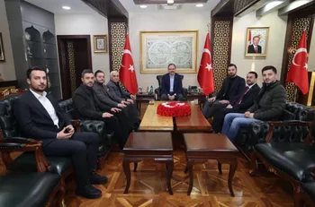 AK Parti heyeti, Vali Dr.Kemal Kızılkaya’yı makamında ziyaret .